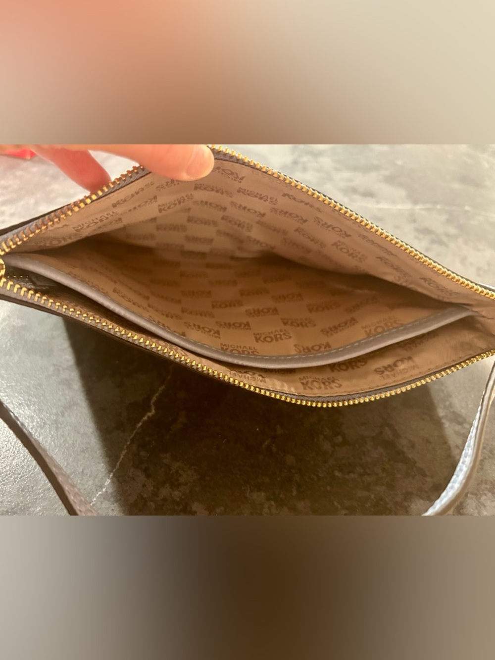 Michael Kors xl zip clutch - Picture 7 of 7